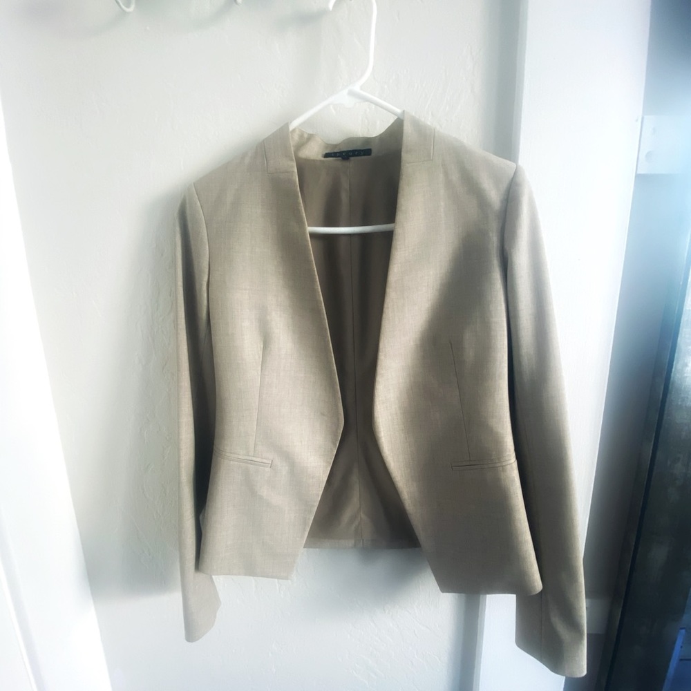 Theory lanai collarless blazer